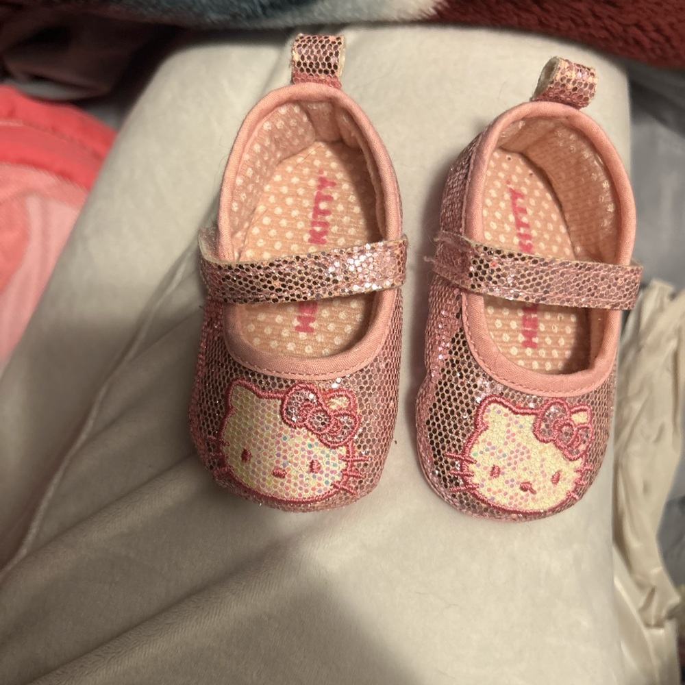 Hello Kitty Glittery Pink Baby Walkers